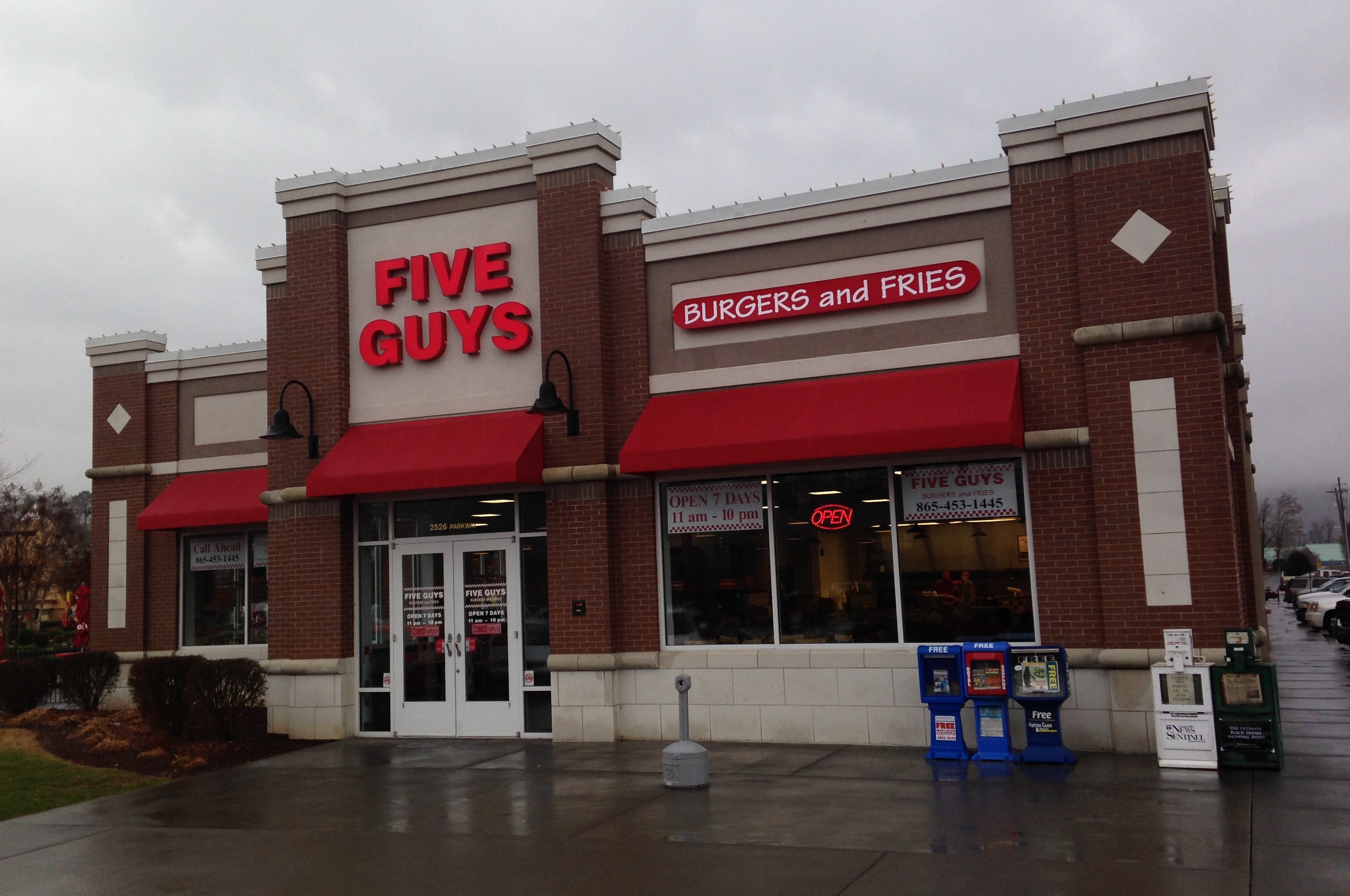Five Guys - Outside - Pigeon Forge